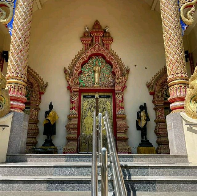 เที่ยววัดเก่าโบราณ วัดเกาะกลาง อ.ป่าซาง จ.ลำพูน 
