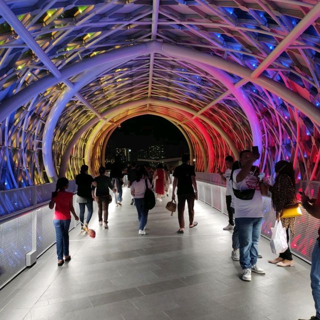 Saloma Bridge 🌃