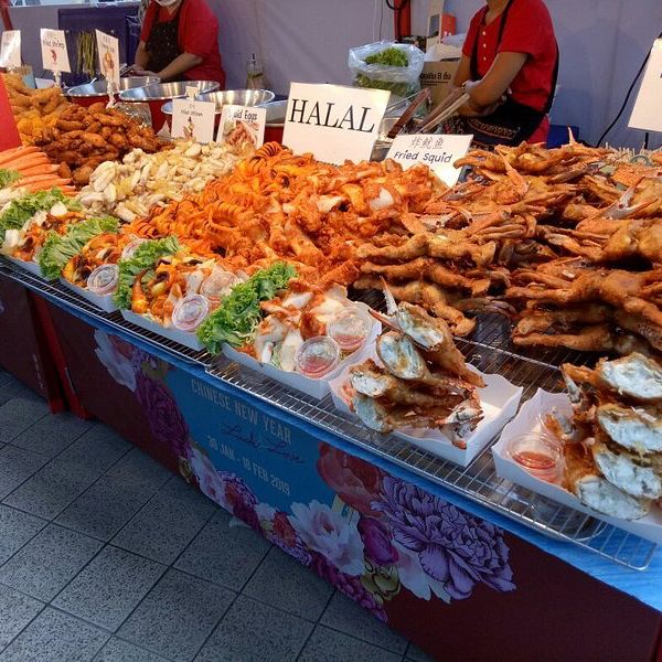 ตลาดประตูน้ำ