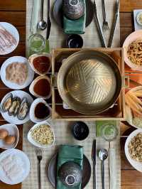 หมูกระทะแบบไทยๆ ในโรงแรมหรู บรรยากาศหลักล้าน