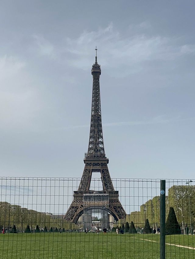 어느 각도에서든 아름다운 에펠탑