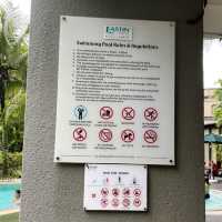 Beautiful Pool @ Eastin Hotel KL
