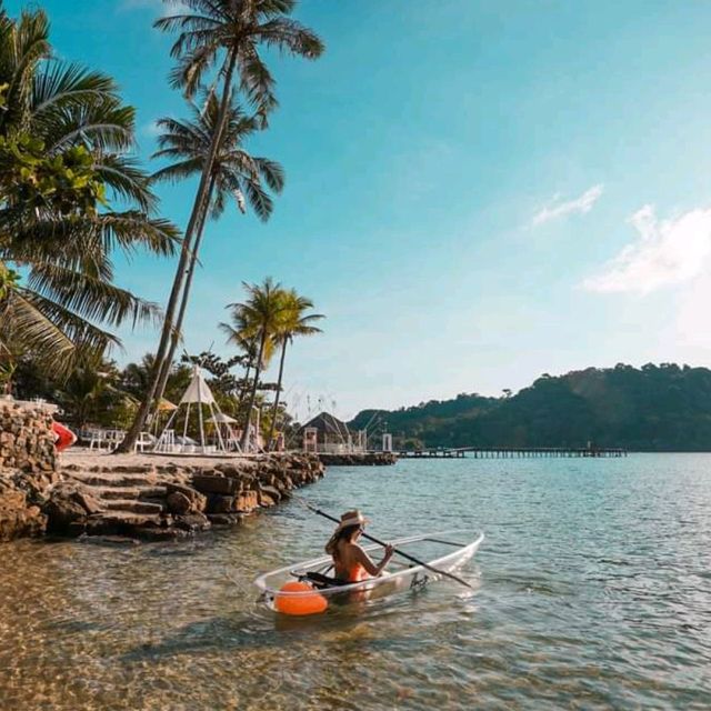 To The Sea ที่พักบนหาดที่น้ำใสสุดบนเกาะกูด