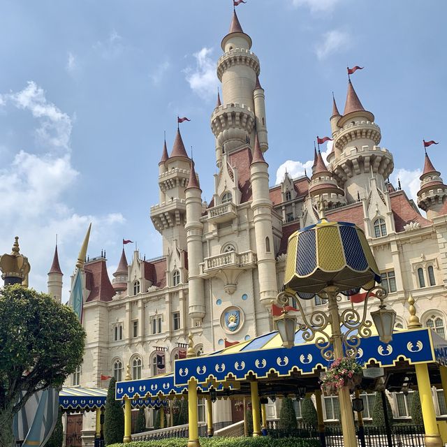SUNDAYS @ UNIVERSAL STUDIOS SINGAPORE!