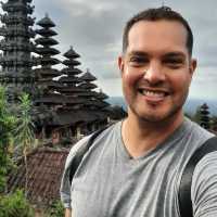 Where Balinese Hinduism and Buddhism meet