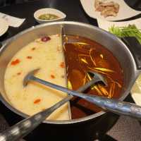 台北信義區麻辣火鍋吃到飽🍲好吃、多樣、豐富、美味！