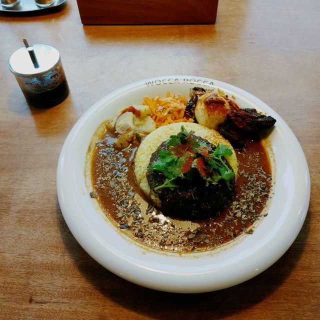 スパイスカレー　宇治　WOCCA ROCCA curry and...​​UJI