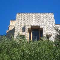 Ennis House. 