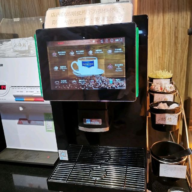 全台最大的我家牛排……超狂平價自助吧……