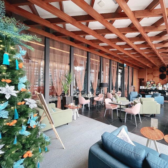Christmas staycay at Oasia Hotel Downtown