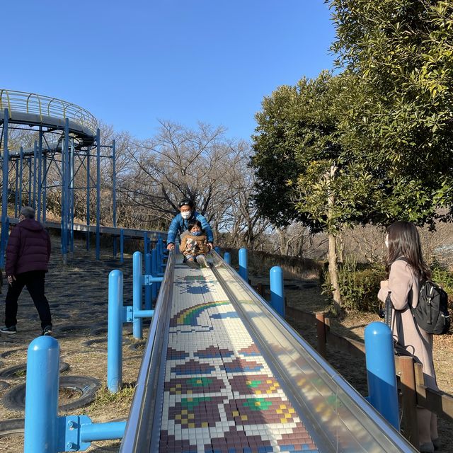 公園のテーマパークこどもの国