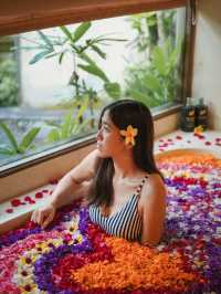 峇里 | 入住即有玫瑰花同埋浪漫裝飾 仲有花花浴🌹