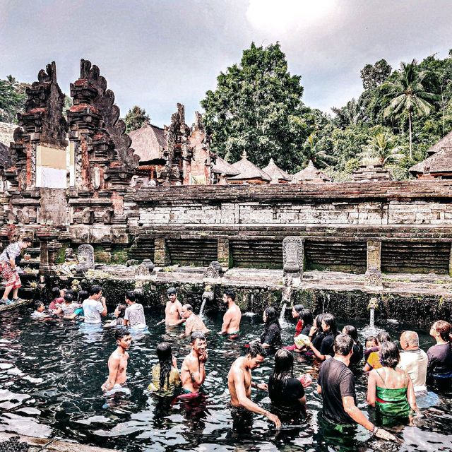 Pura Tirta Empul in Bali!