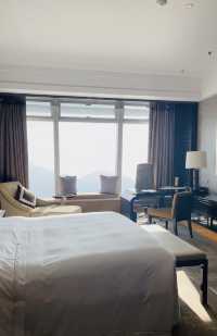Sleep on the clouds and overlook the sea view - The Ritz-Carlton.