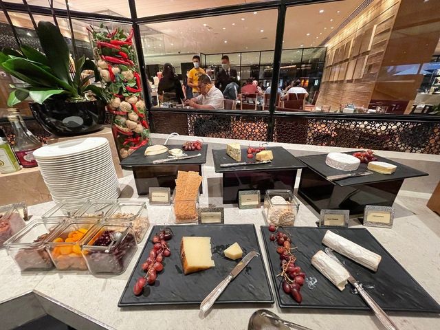 Mandarin Oriental buffet