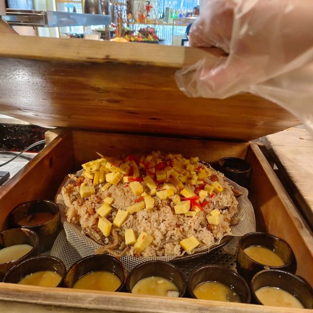 【台北吃到飽】 君悅酒店彩日本料理，純日料吃到飽，HSBC買一送一哦！