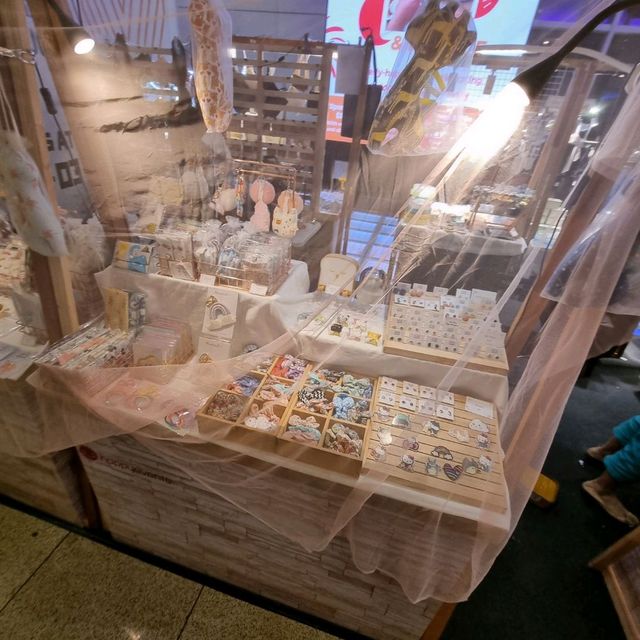 Atrium Sale @ Orchardgateway mall