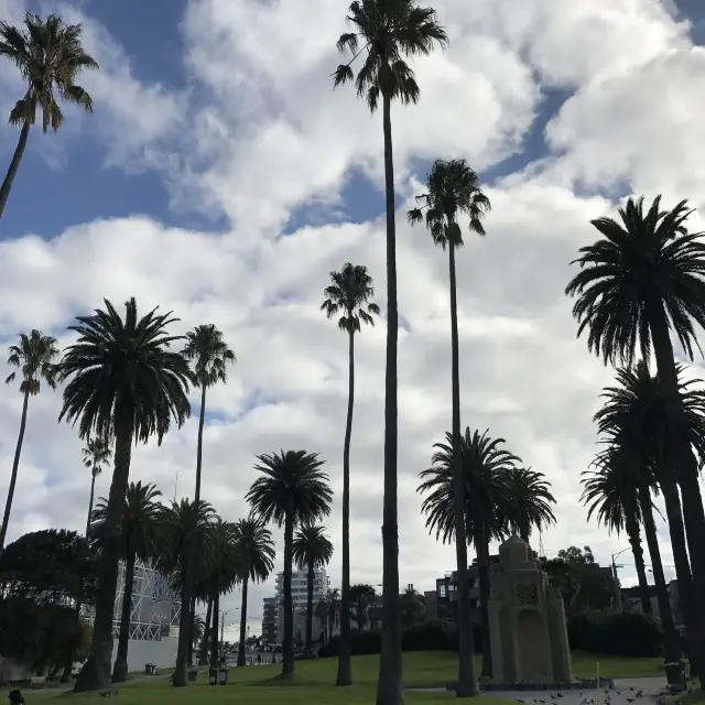 Good Vibes @ St Kilda Beach 