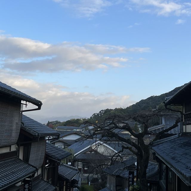 京都的二年坂三年坂街景超美，還可以看到市區的景色