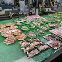 【石川】金沢の台所！近江町市場で海鮮丼三昧🦀