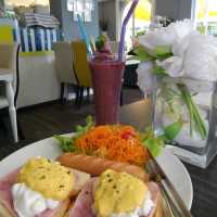 MonTaChaTo Cafe' หัวหิน 