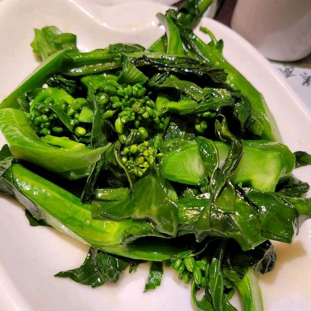 又食大閘蟹啦， 今次去樂富夏麵館