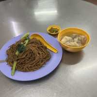 【マレーシア/クアラルンプール】大人気すぎる、チャイナタウンにあるワンタン麺屋さん記冠(Koon Kee)