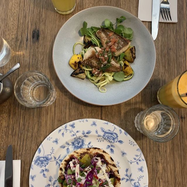 Brunch @ Gordon St Garage 🇦🇺🥗