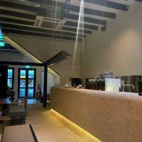 Cafe serving fusion Korean dishes