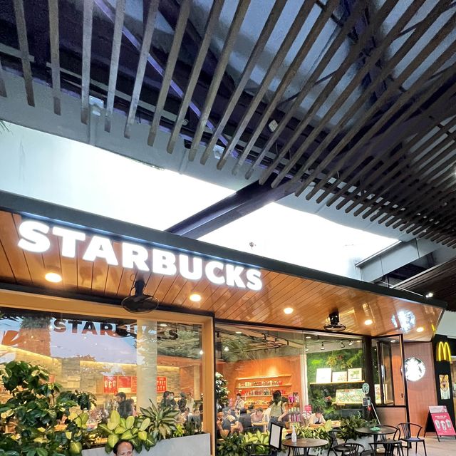 Starbucks at Supertree