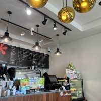 อินทนิลคาเฟ่