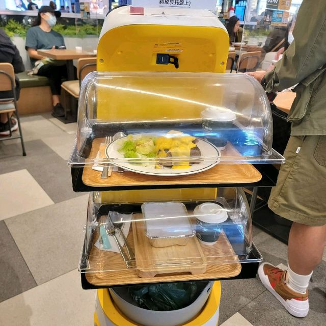 機械人給你送餐🤩😆🤭
