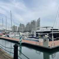 yacht at sentosa cove 