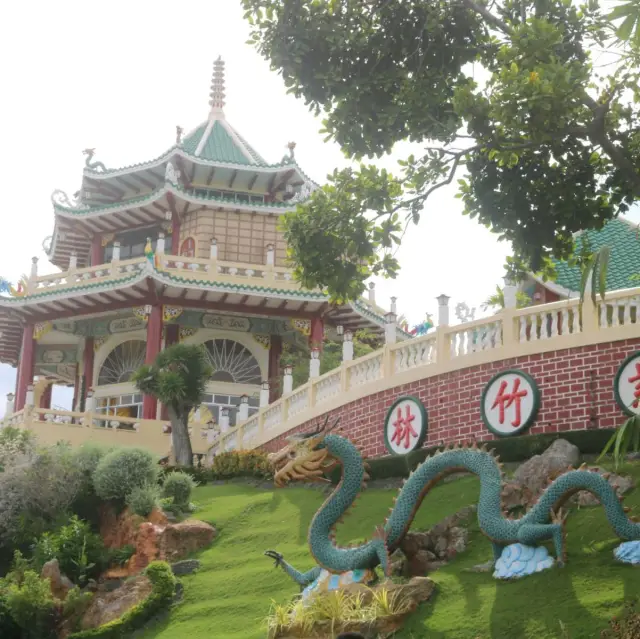  Taoist Temple