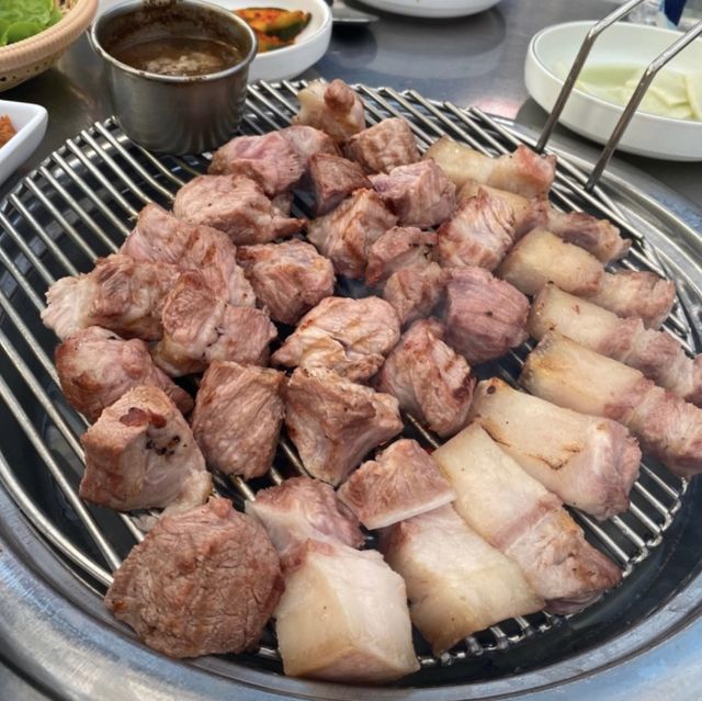제주공항 흑돼지맛집 돈사촌