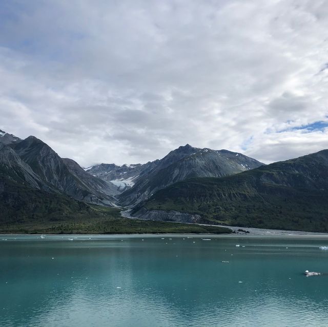 king crabbing in alaska. 