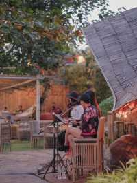 Andalay Beach Bar & Cafe