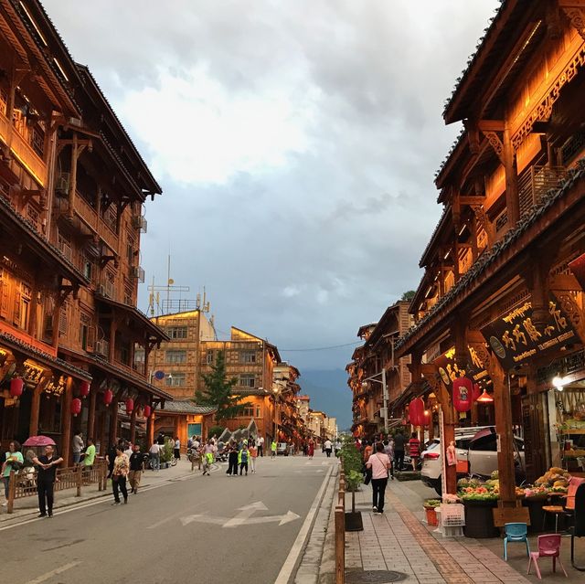 Ming & Qing architecture @ Moxi Ancient Town 