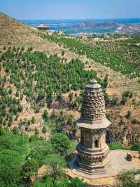 Beijing Hiking | Exploring the Dragon Palace Mountain Stone Array and Discovering the Thousand-Year Flower Tower.