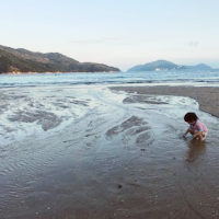 來一趟慢活之旅，於水清沙幼的沙灘放空