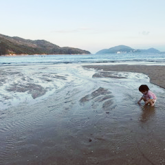 來一趟慢活之旅，於水清沙幼的沙灘放空