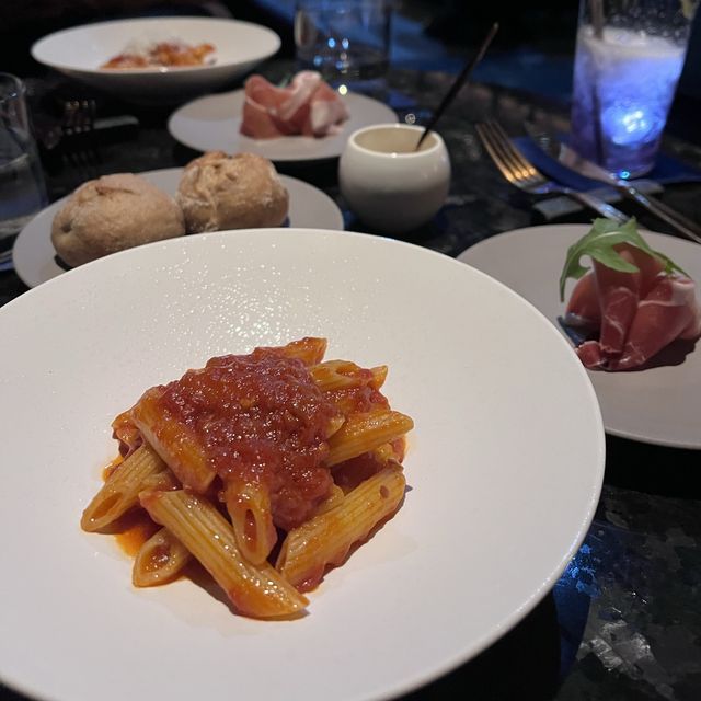 【東京】メズム東京のおしゃれすぎるBar Whisk