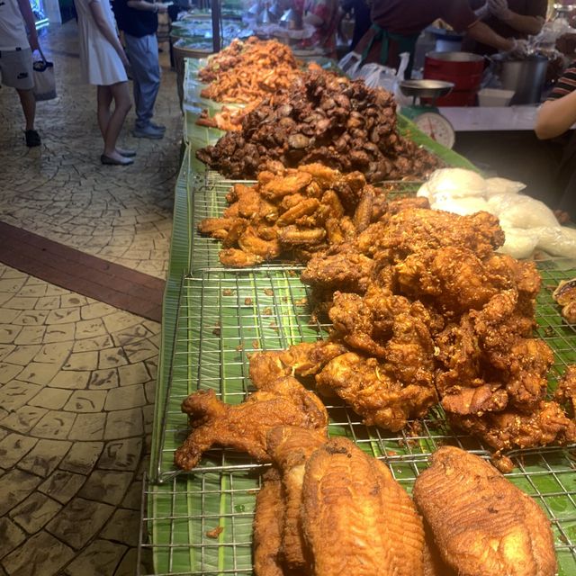 Best and Cheapest Food Court in Bangkok