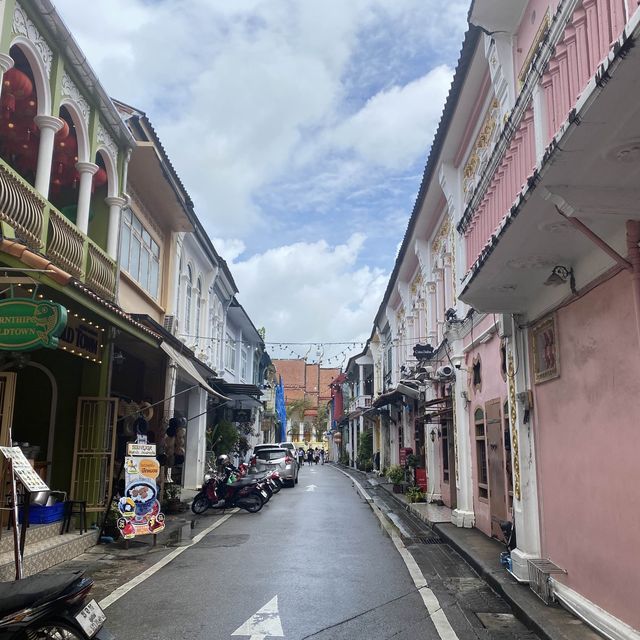走進布吉Soi Romanee的浪漫
