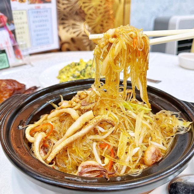 名廚主理👨‍🍳高質粵菜👍，滋味特醬🔥燒乳鴿🦆