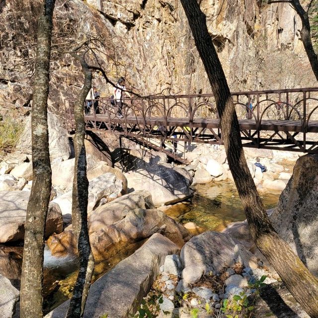 Autumn Season in Seoraksan 