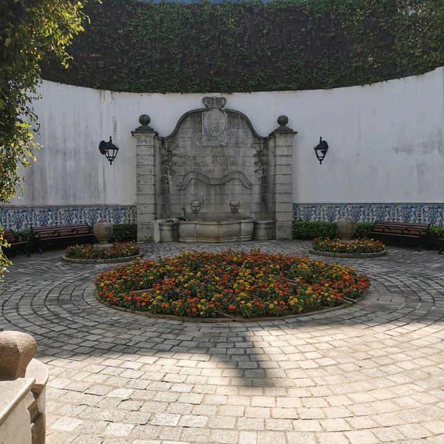 Leal Senado Building 