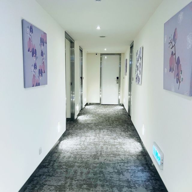 台北喜瑞飯店 純白色系風格 餐點美味 來去市區睡一晚很超值 台北喜瑞飯店 純白色系風格 餐點美味 來去市區睡一晚很超值