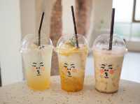 ร้าน Cheevit Cheeva เชียงใหม่