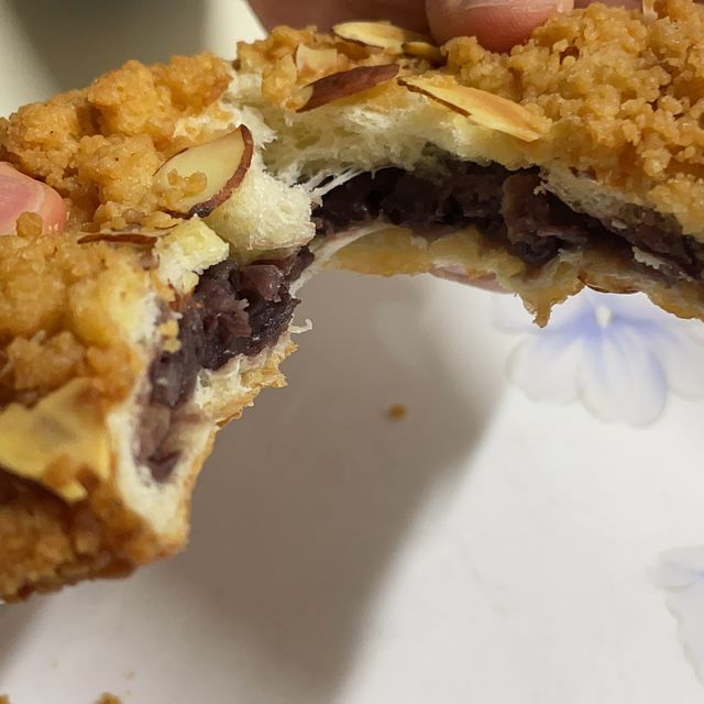 진한 전통 팥으로 만든 제주 한담팥빵👨‍🍳
